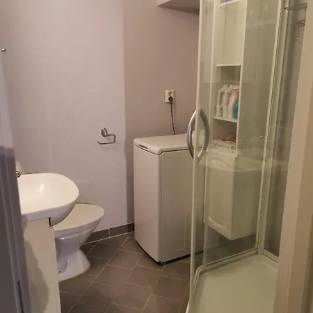 Fresh Studio With Parking Apartment *