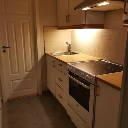 Fresh Studio With Parking * Tromsdalen