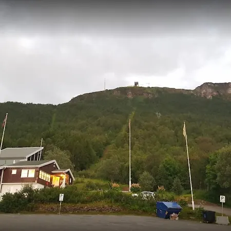 Fresh Studio With Parking Tromsdalen