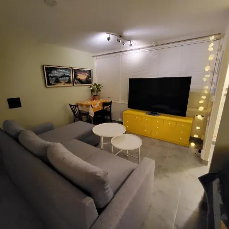 Fresh Studio With Parking * Tromsdalen